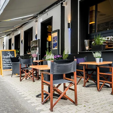 Hohenstaufen Отель