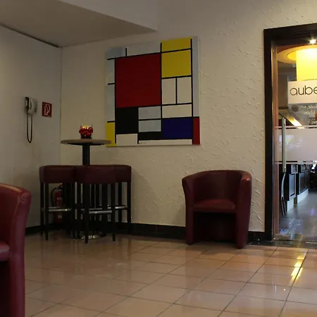 Hohenstaufen Отель