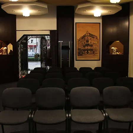 Отель Hohenstaufen