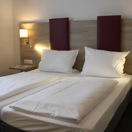 Hohenstaufen Отель 3*