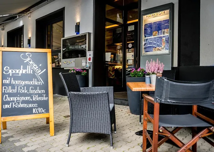 Hohenstaufen Szálloda 3*