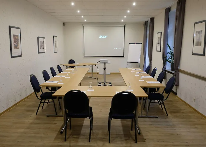 Hohenstaufen 3* Κόμπλεντς