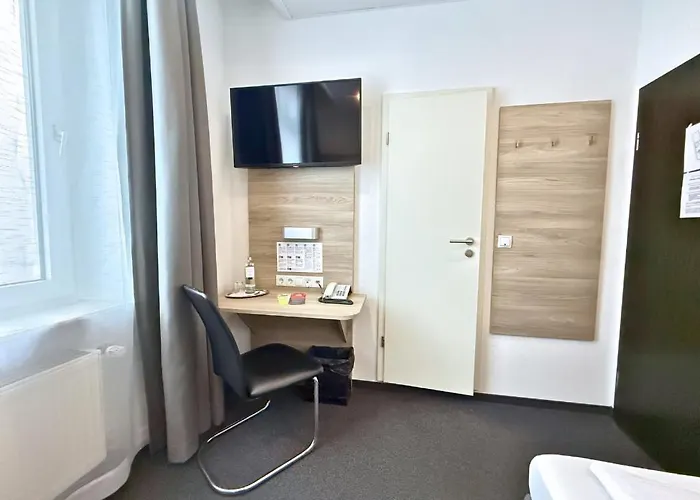 Hohenstaufen 3* Koblenz (Rhineland-Palatinate)