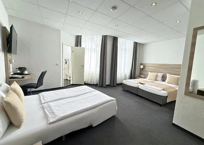 Hohenstaufen 3* Koblenz (Rhineland-Palatinate)